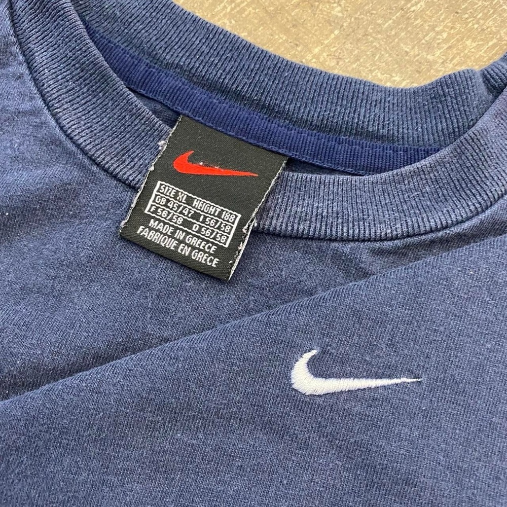 Vintage Nike 90s Navy Blue Blank Essential Swoosh T-Shirt Size XL